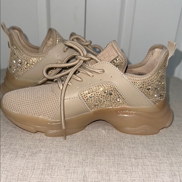 Women's Steve Madden Ganzo Rhinestone Sneakers SZ 8.5 - Picture 7 of 7